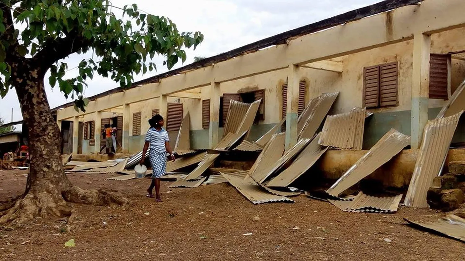 MVFPoor.org - Schulgebäude